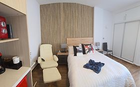 Namaste Modern Elegance City Center Apartment By Namaste Elite